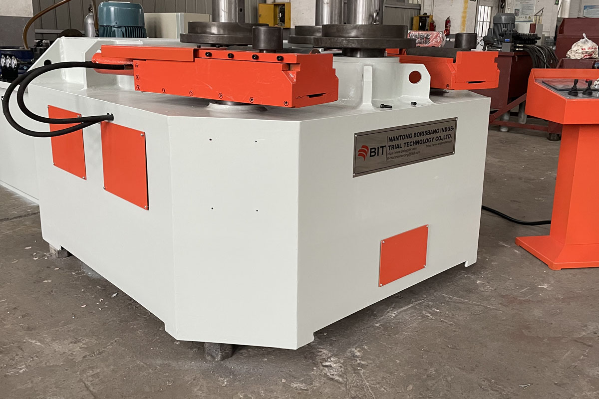 profile bending machine